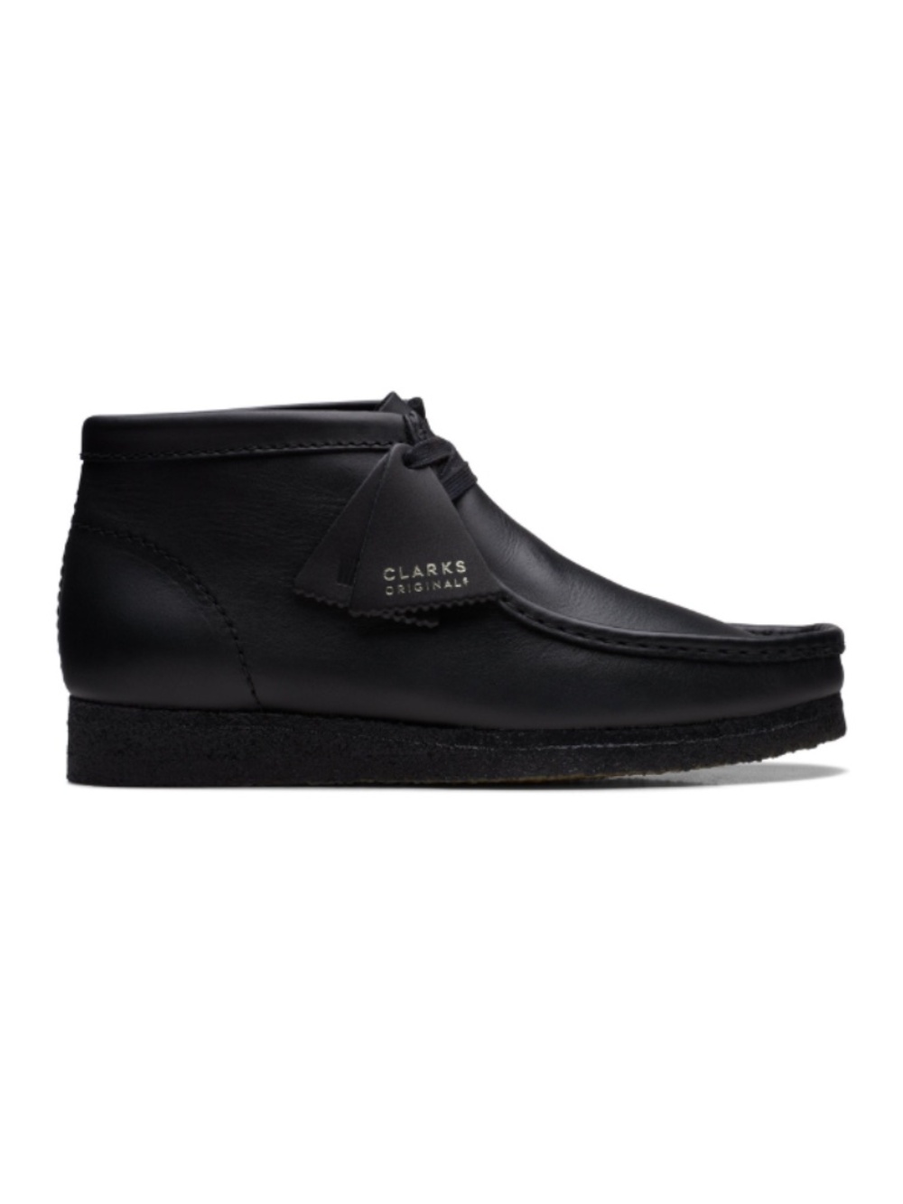 Men's Clarks Wallabee Chukka Boot in Black Leather. 26155512